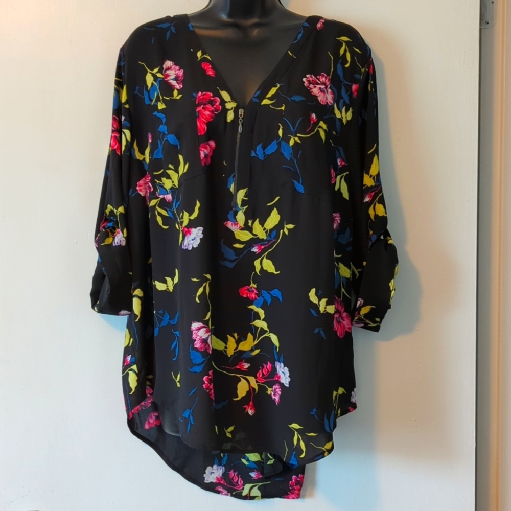 Torrid blouse, 3/4 sleeves, size 2 (equivalent to 18-20W)